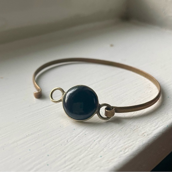 Black Jade Bracelet in Bronze - Picture 4 of 5